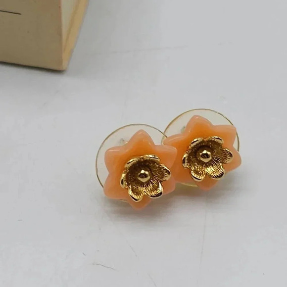 Avon 1983 Pink Convertible Flower Pierced Earrings Vintage - Picture 2 of 5
